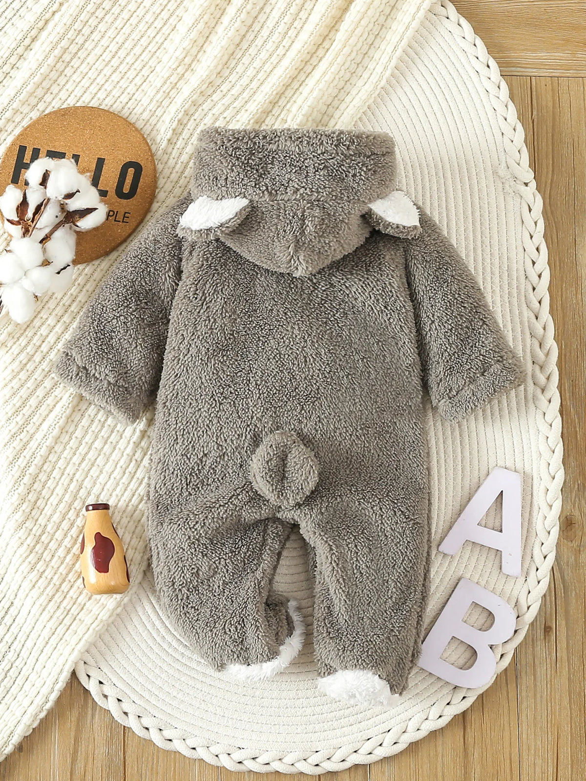 Grenouillère bébé en polaire à capuche animalière — LUEA