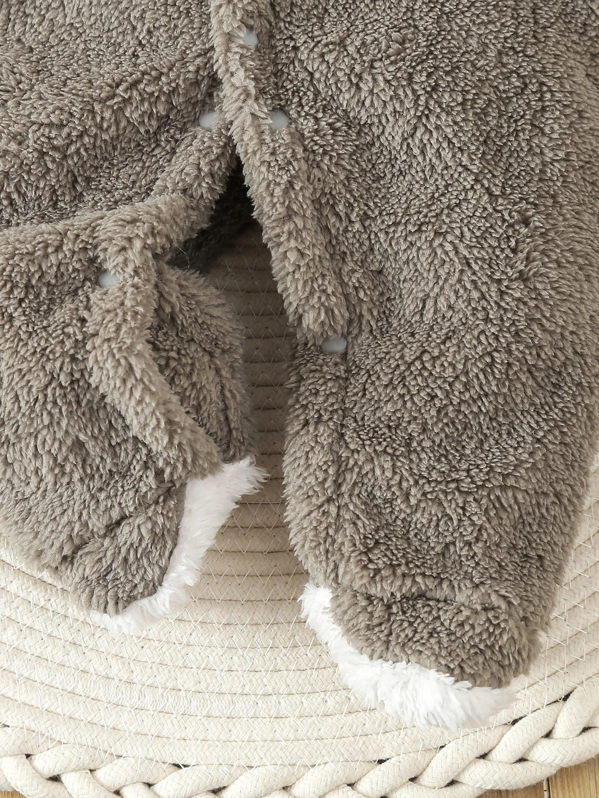 Grenouillère bébé en polaire à capuche animalière — LUEA