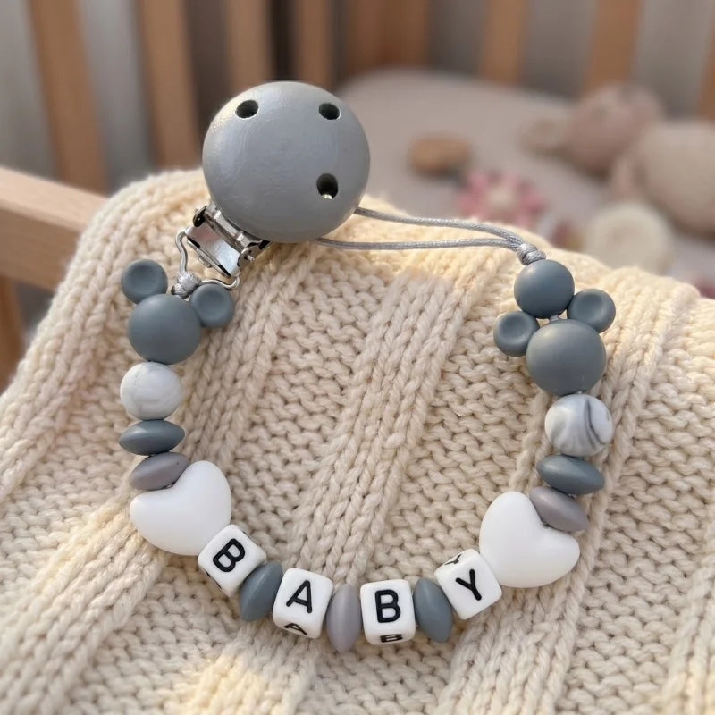 Attache-Tétine Personnalisée au Prénom de Bébé