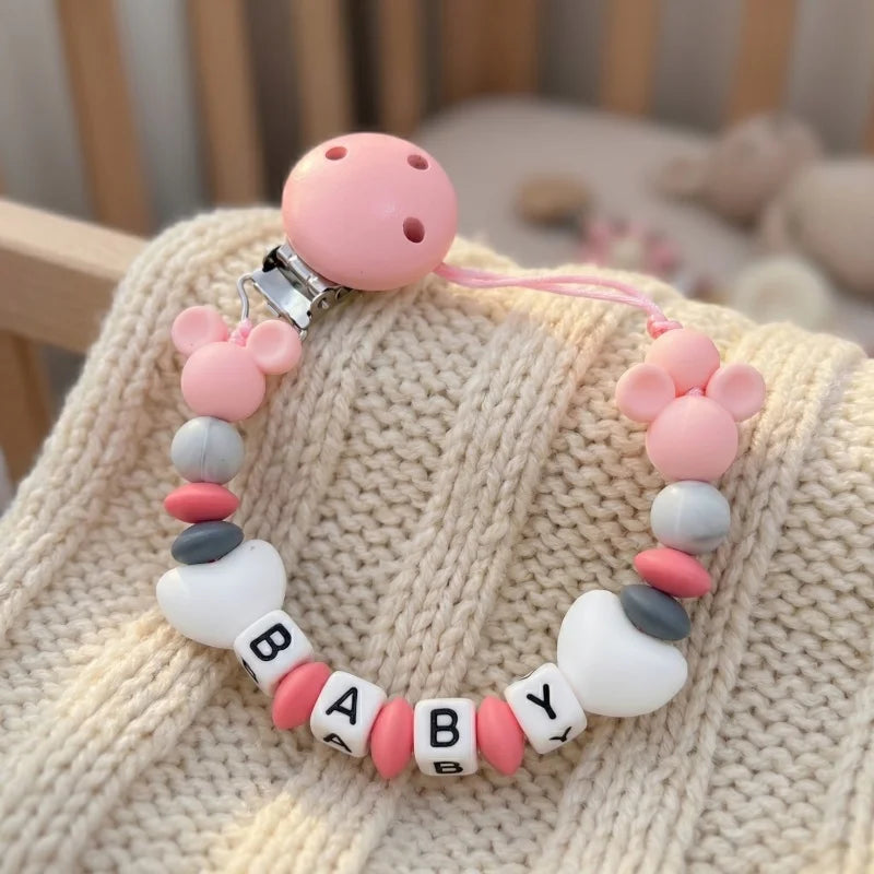 Attache-Tétine Personnalisée au Prénom de Bébé